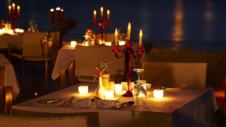 romantic dining